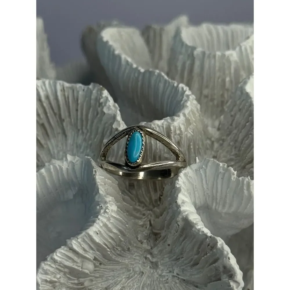 925 Sterling Silver Turquoise Ring Size 5.5 - Picture 2 of 5